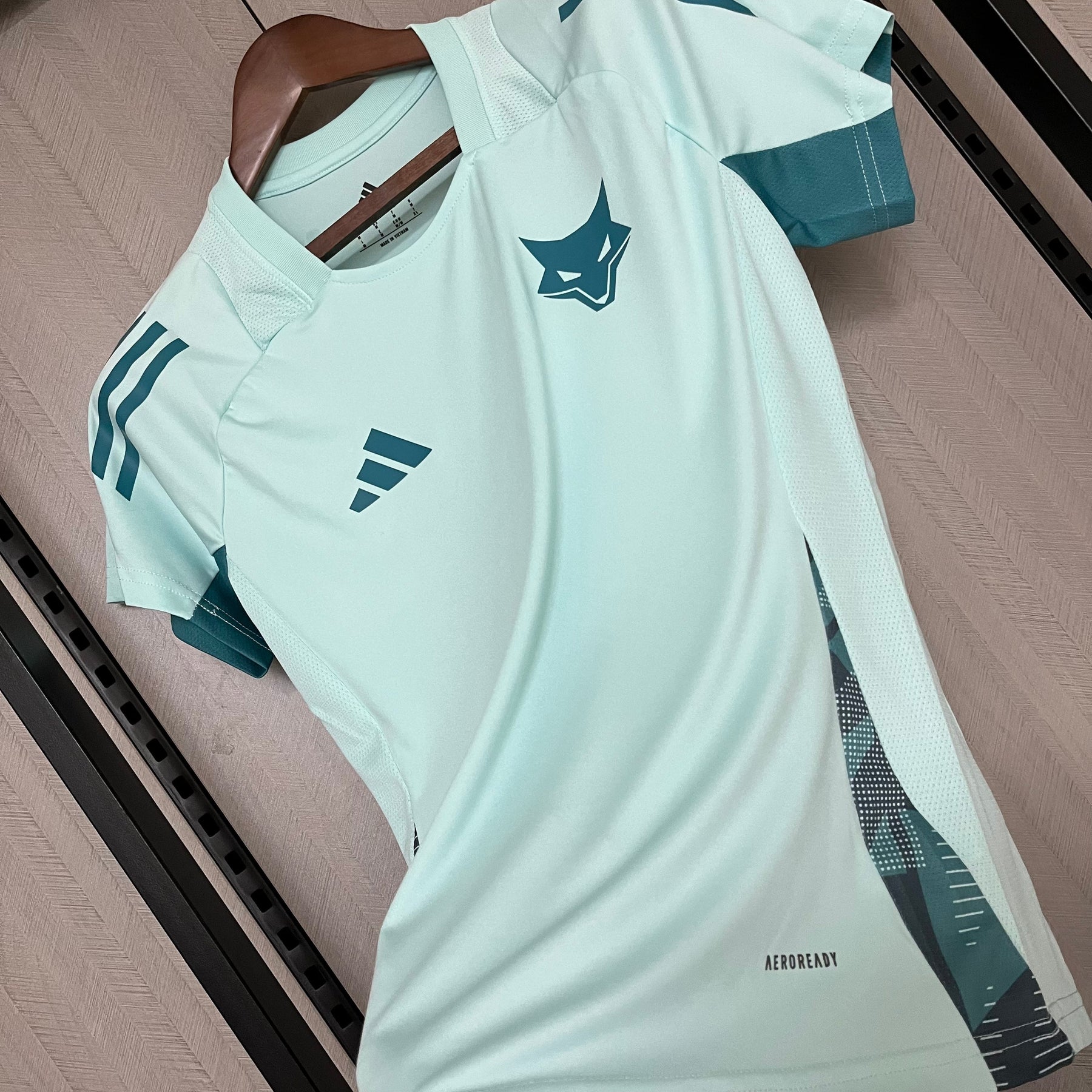 Camisa Feminina do Cruzeiro 2025/26- Treino